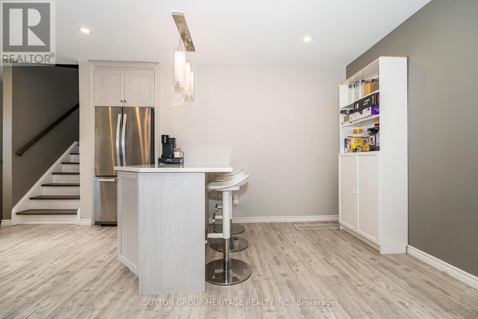 437 Sedan Crescent, Oshawa, Ontario  L1H 3G4 - Photo 8 - E12962886