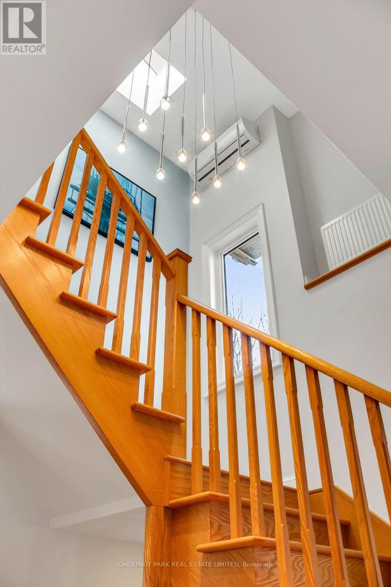 12 Chilton Road, Toronto, Ontario  M4J 3C6 - Photo 16 - E12962900