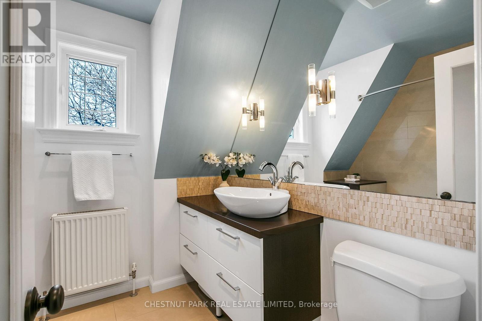 12 Chilton Road, Toronto, Ontario  M4J 3C6 - Photo 20 - E12962900