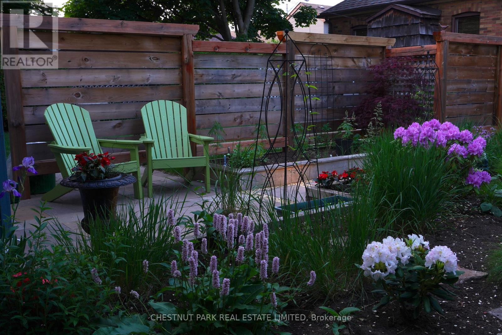 12 Chilton Road, Toronto, Ontario  M4J 3C6 - Photo 37 - E12962900