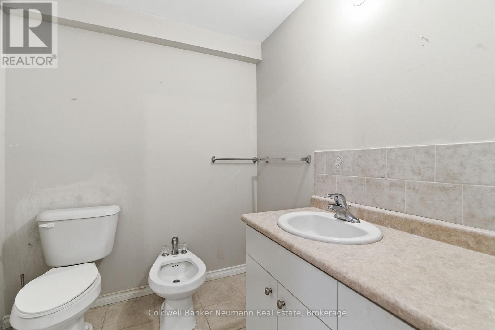 14 Sweeney Drive, Guelph, Ontario  N1G 0A6 - Photo 26 - X12962832