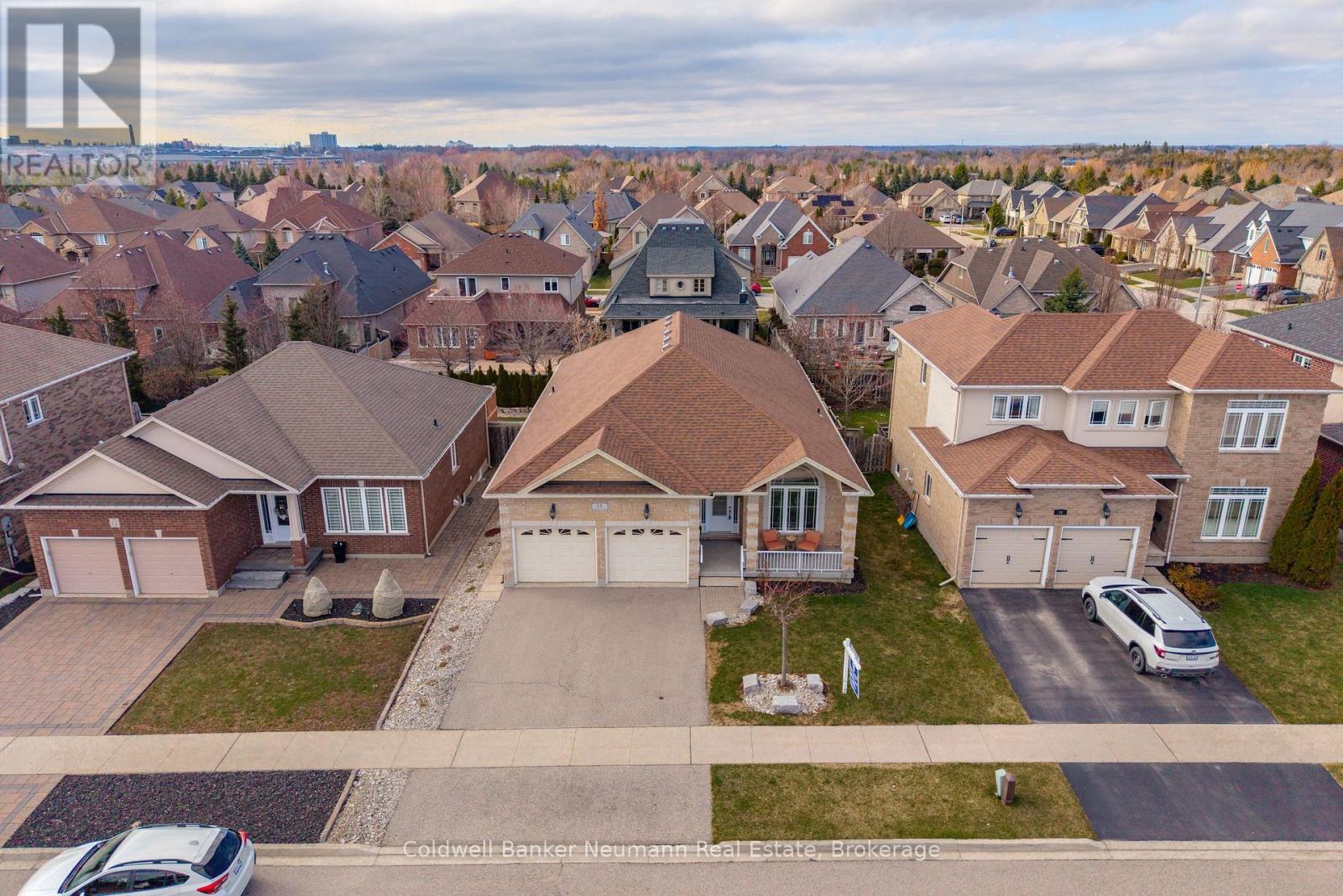 14 Sweeney Drive, Guelph, Ontario  N1G 0A6 - Photo 3 - X12962832