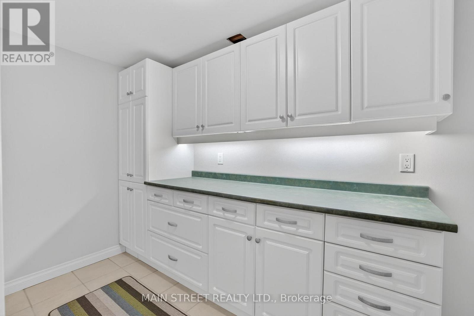 65 Marsh Harbour, Aurora, Ontario  L4G 5Y7 - Photo 37 - N12962854