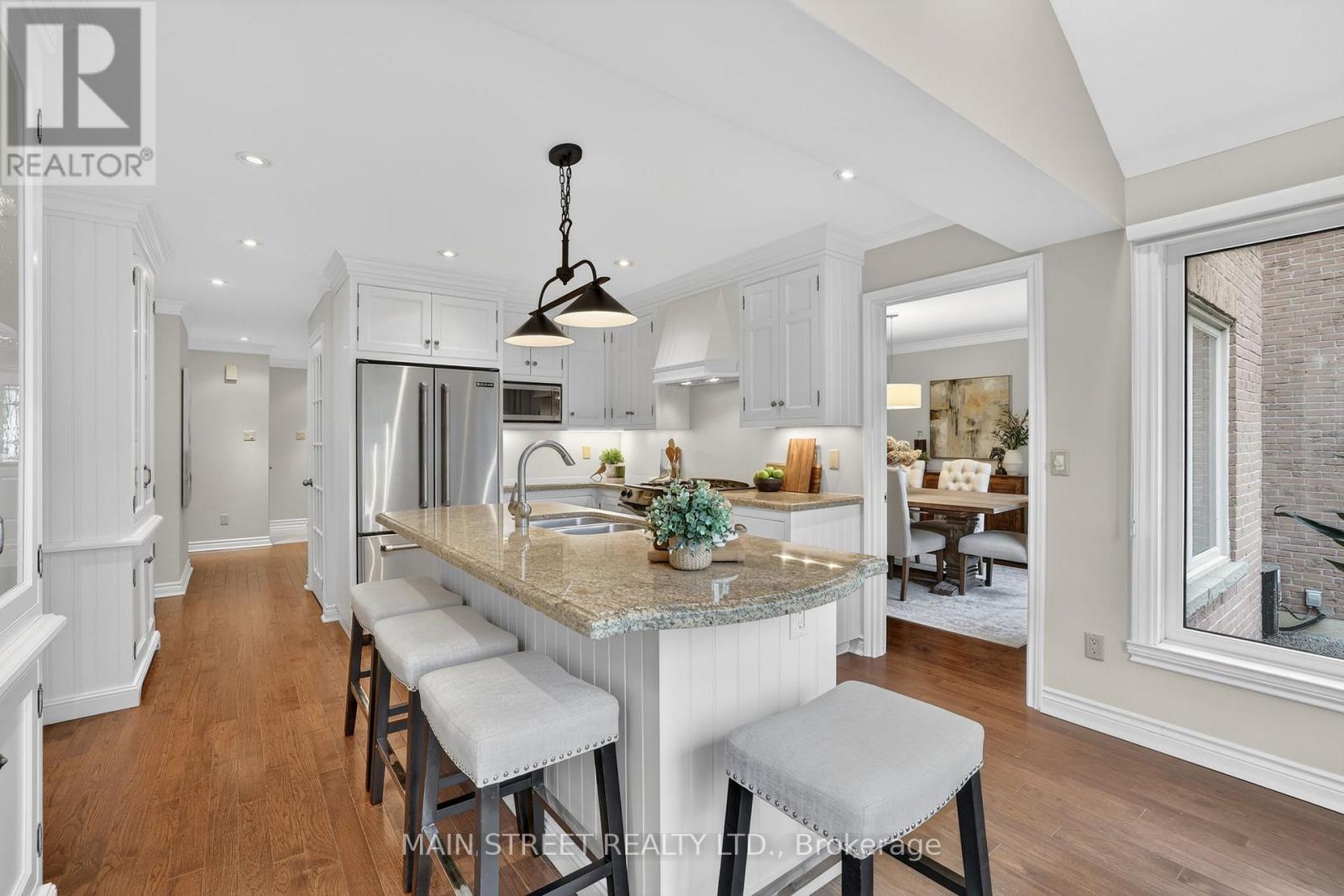 65 Marsh Harbour, Aurora, Ontario  L4G 5Y7 - Photo 6 - N12962854