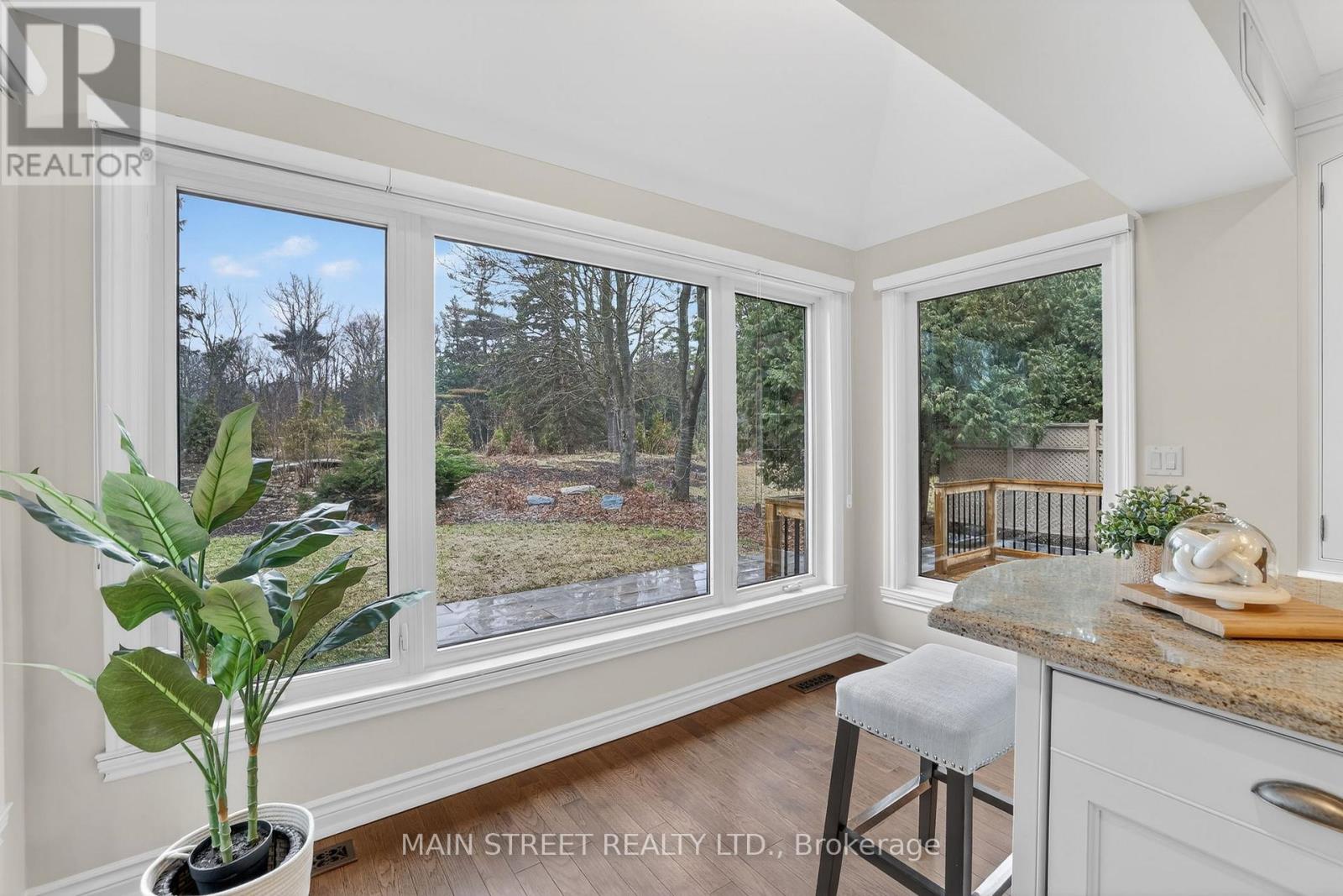 65 Marsh Harbour, Aurora, Ontario  L4G 5Y7 - Photo 8 - N12962854