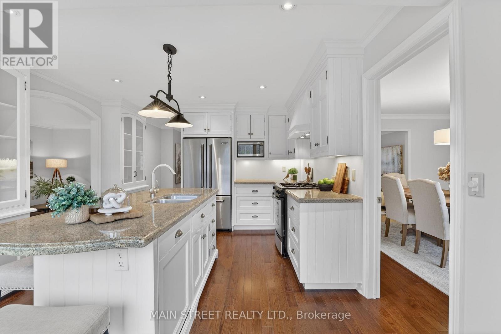 65 Marsh Harbour, Aurora, Ontario  L4G 5Y7 - Photo 9 - N12962854