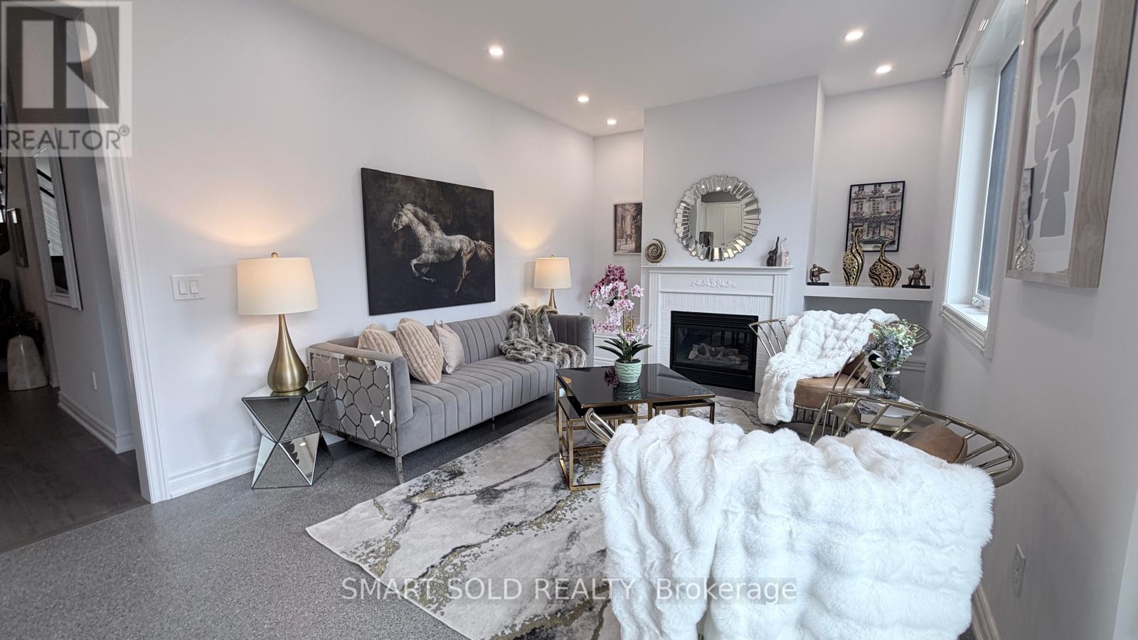 3 Manorwood Drive, Markham, Ontario  L6C 2S9 - Photo 11 - N12962864