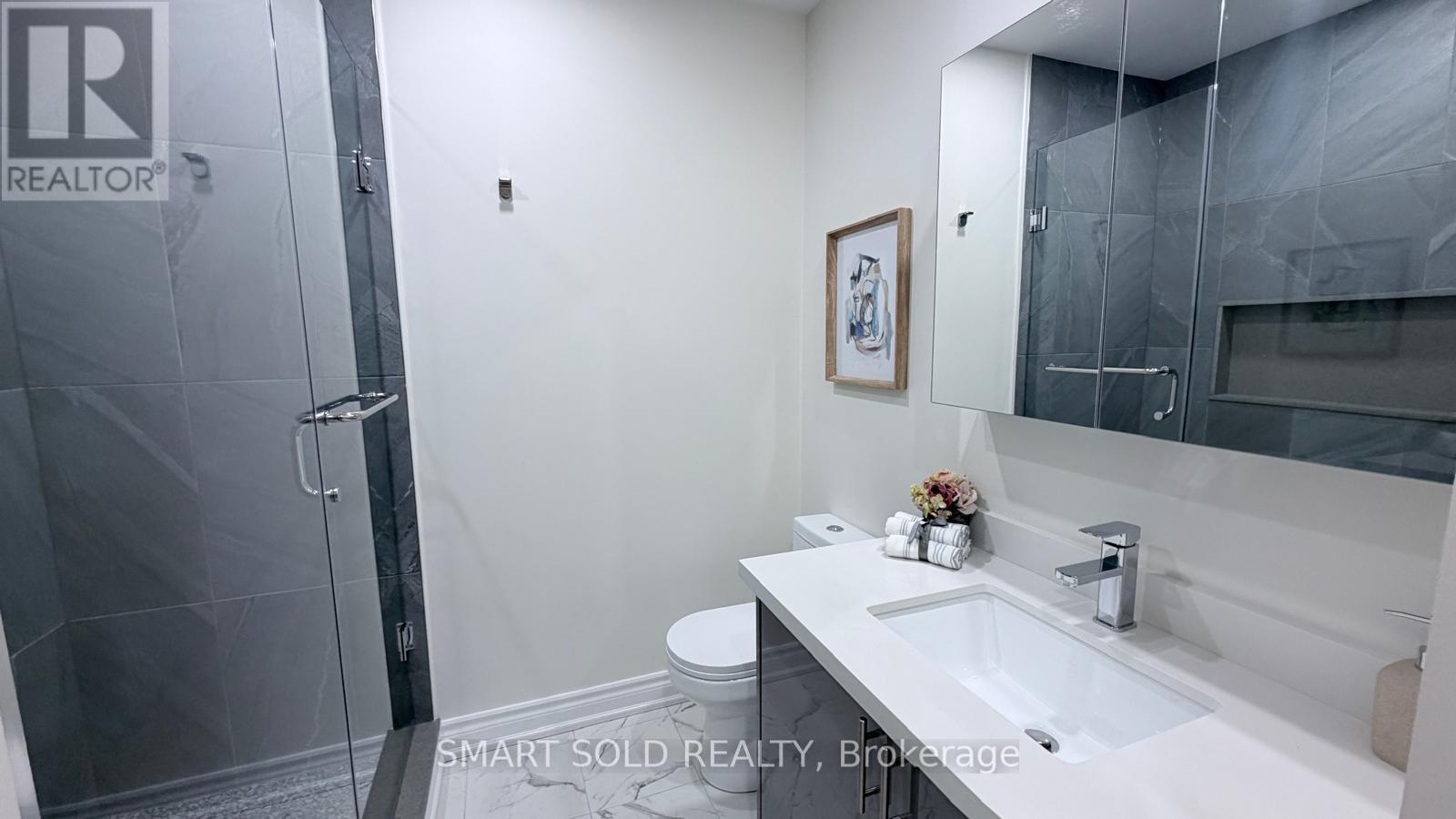 3 Manorwood Drive, Markham, Ontario  L6C 2S9 - Photo 16 - N12962864