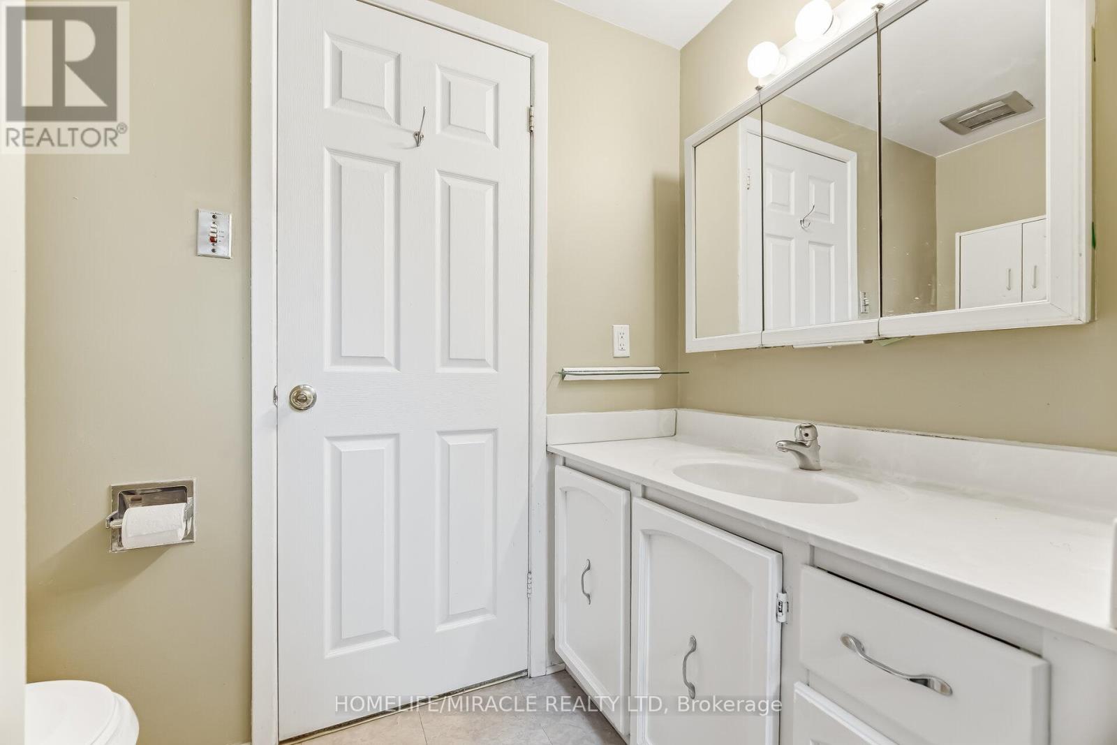 413 Terry Drive, Newmarket, Ontario  L3Y 5E6 - Photo 31 - N12962892