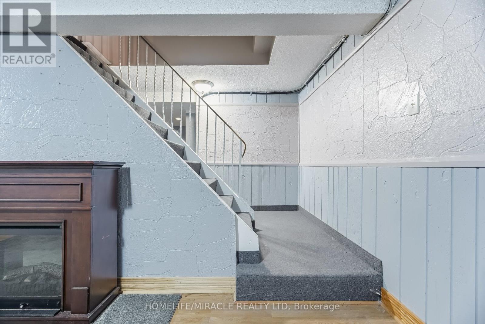 413 Terry Drive, Newmarket, Ontario  L3Y 5E6 - Photo 32 - N12962892