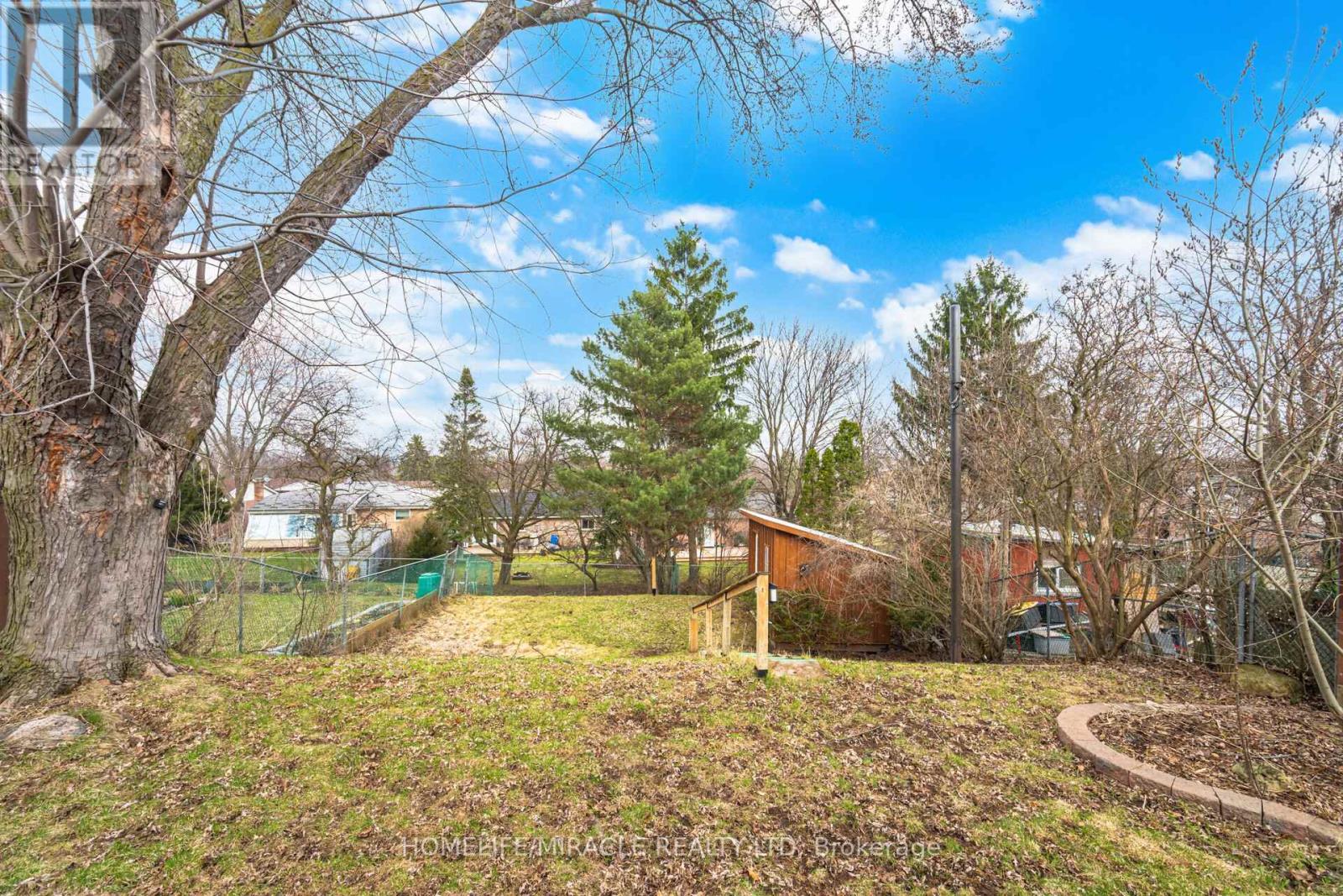 413 Terry Drive, Newmarket, Ontario  L3Y 5E6 - Photo 39 - N12962892