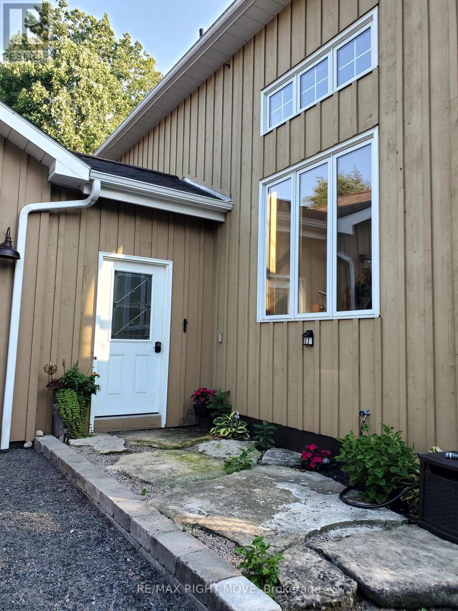 2018 Uhthoff Line, Severn, Ontario  L3V 7E9 - Photo 6 - S12962856