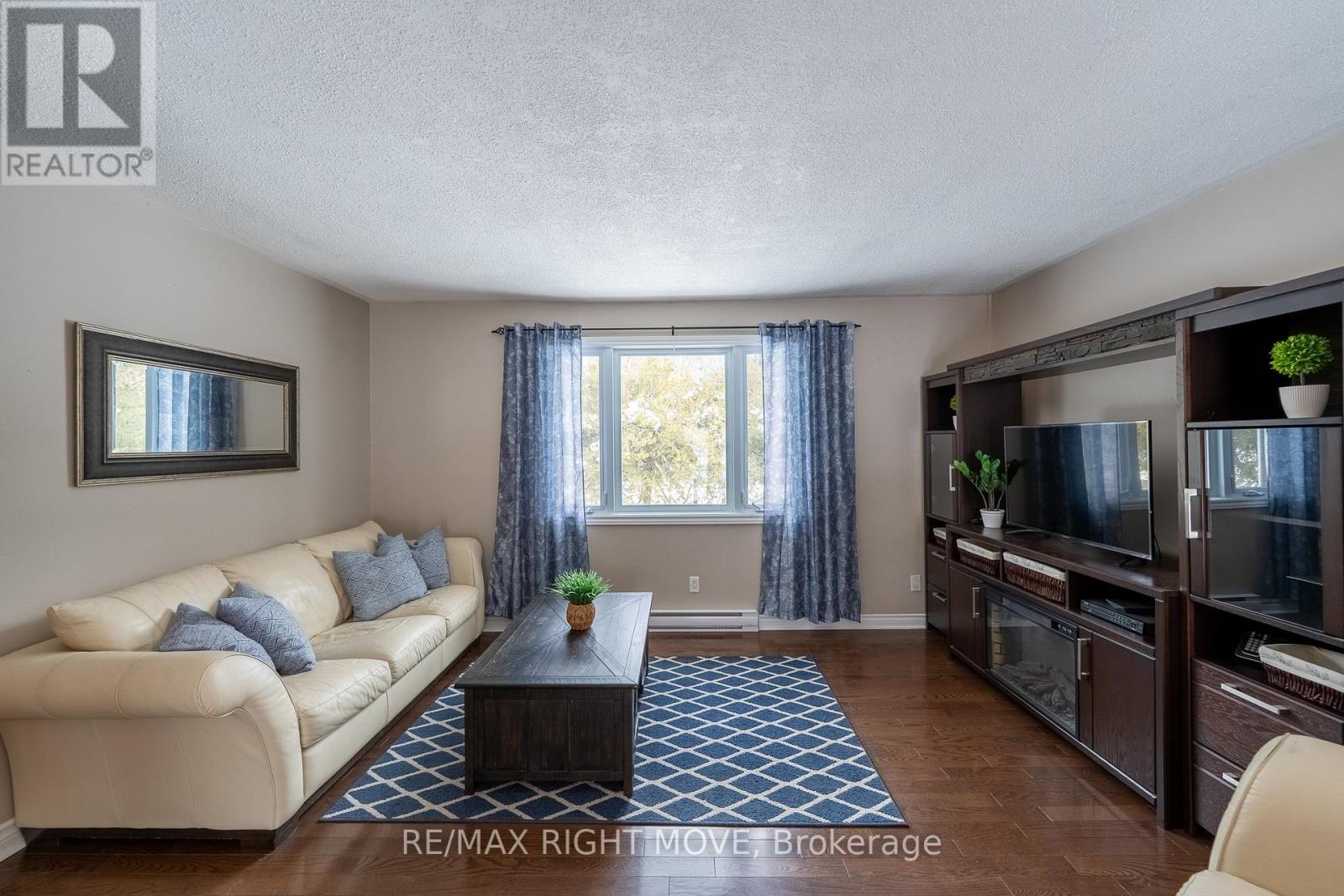 3304 Goldstein Road, Severn, Ontario  L0K 2B0 - Photo 11 - S12962866