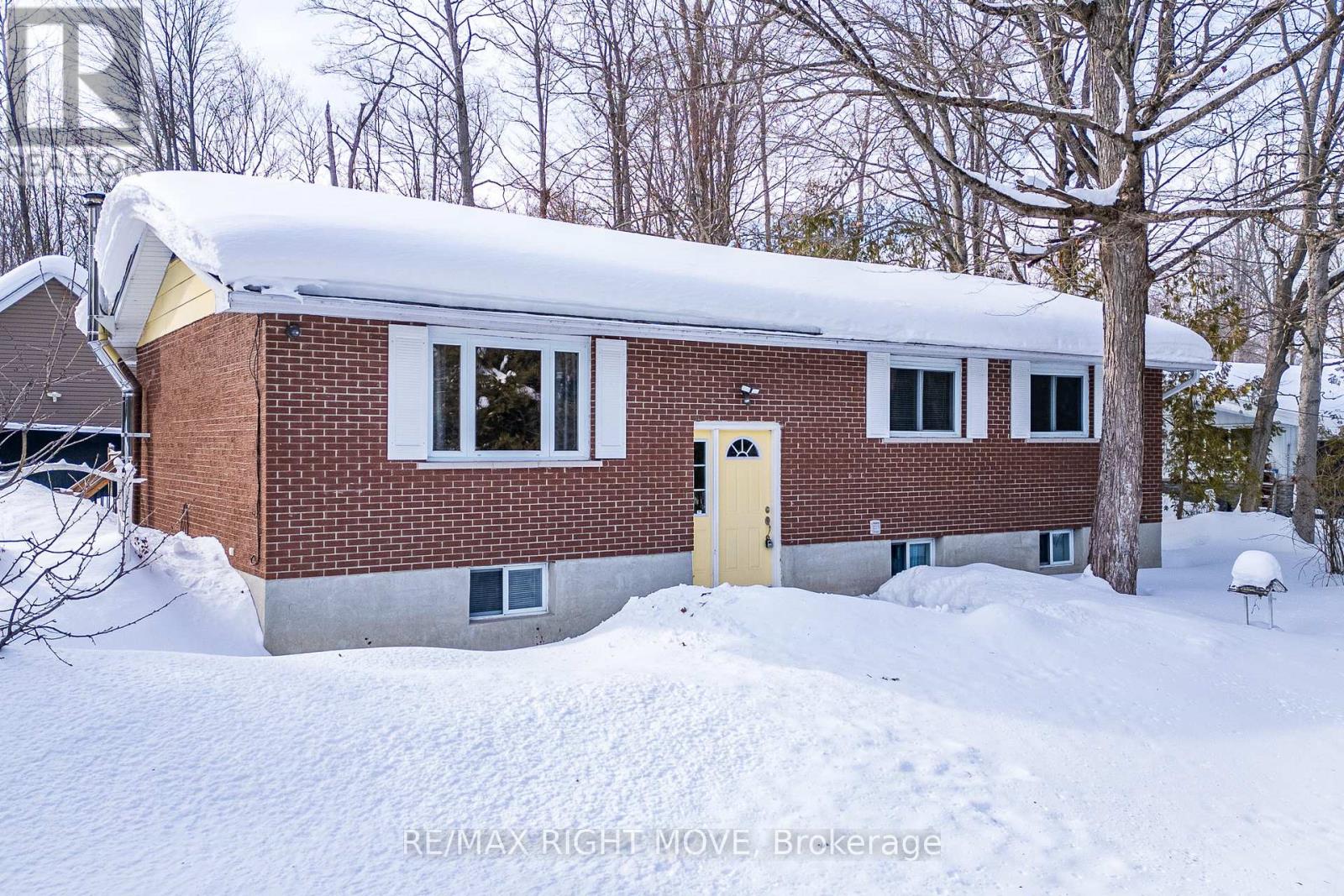 3304 Goldstein Road, Severn, Ontario  L0K 2B0 - Photo 2 - S12962866