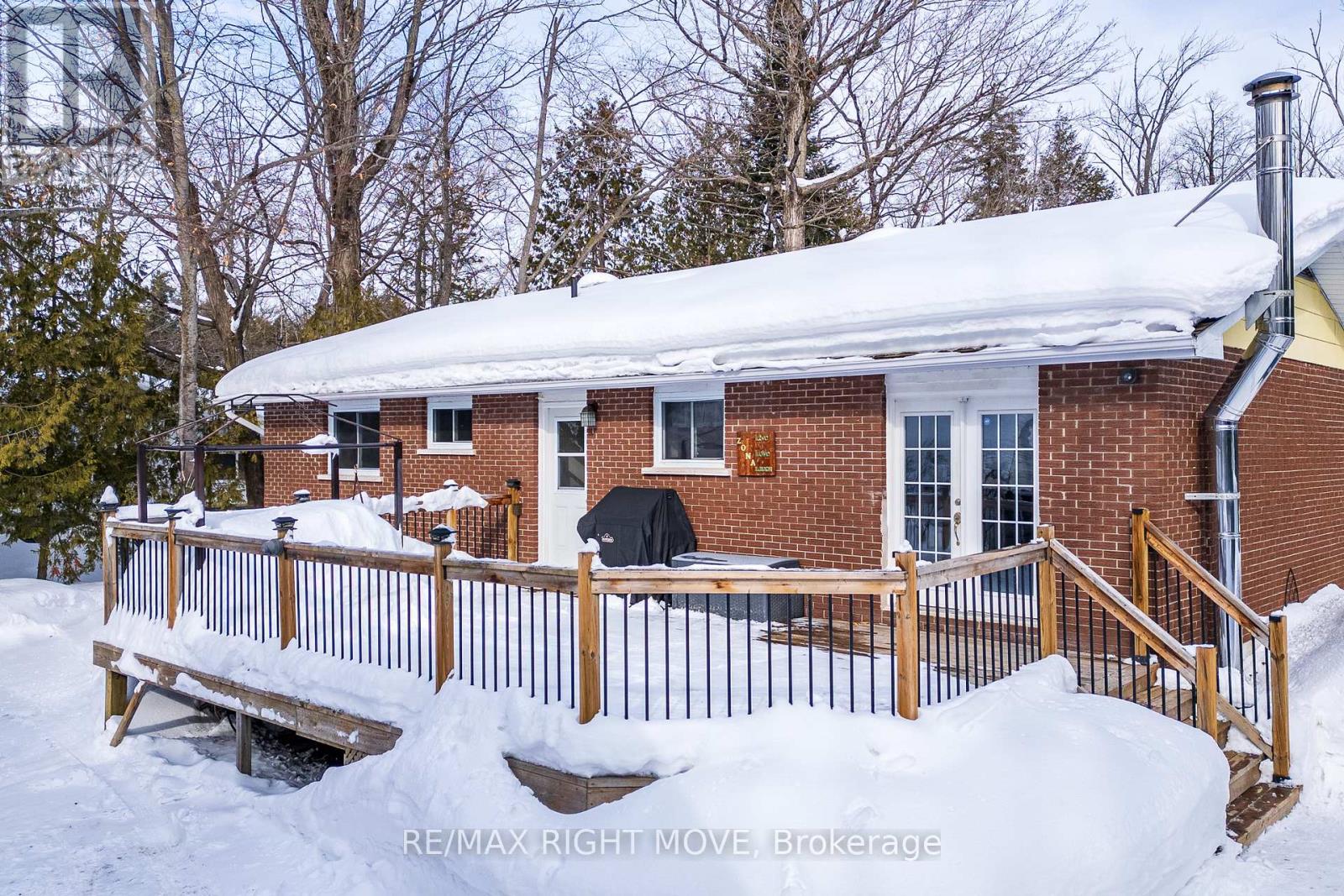 3304 Goldstein Road, Severn, Ontario  L0K 2B0 - Photo 8 - S12962866