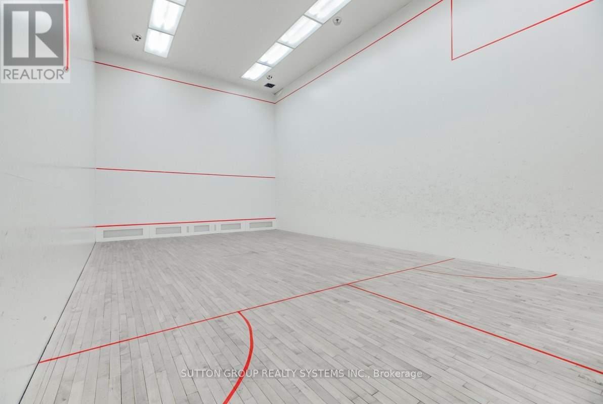 1805 - 135 Hillcrest Avenue, Mississauga, Ontario  L5B 4B1 - Photo 27 - W12962872