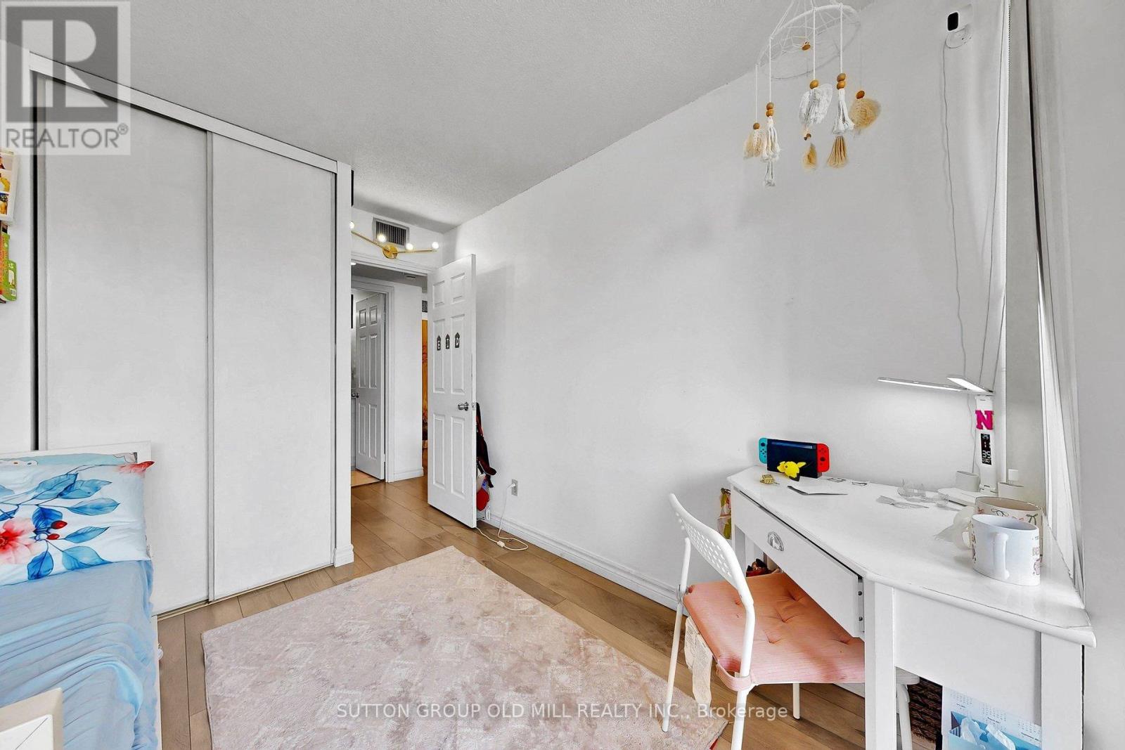 206 - 1360 Rathburn Road E, Mississauga, Ontario  L4W 4H4 - Photo 22 - W12962876