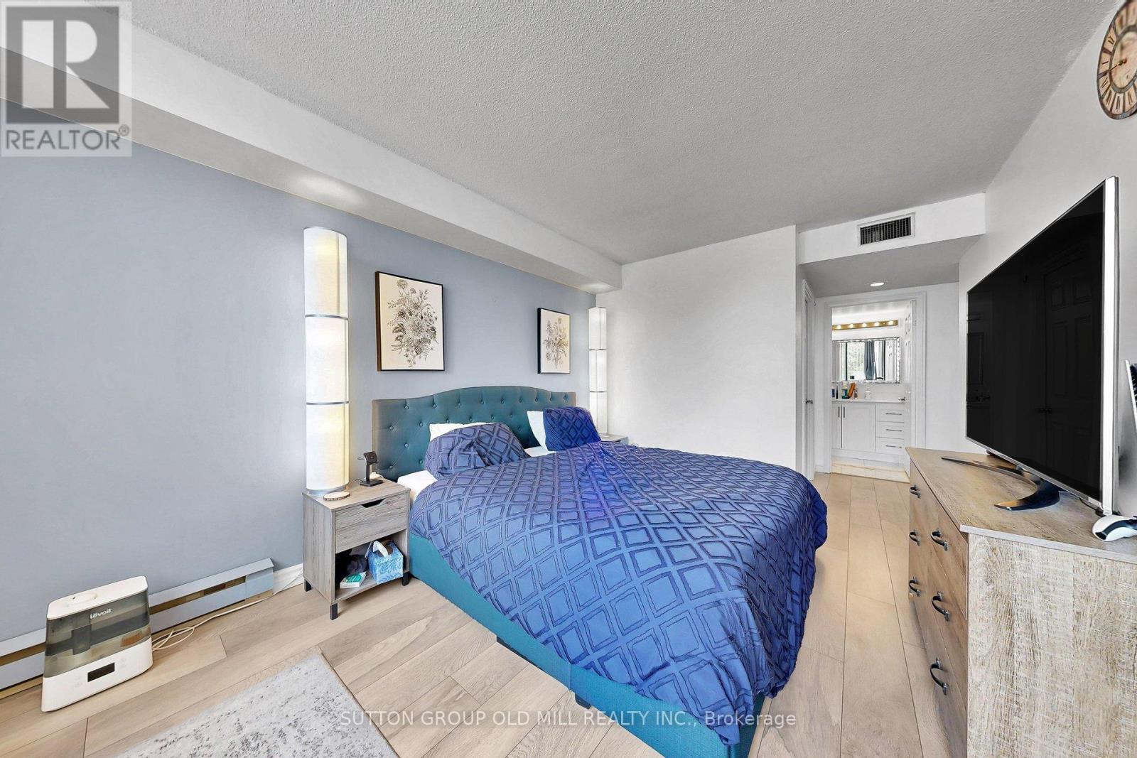 206 - 1360 Rathburn Road E, Mississauga, Ontario  L4W 4H4 - Photo 27 - W12962876