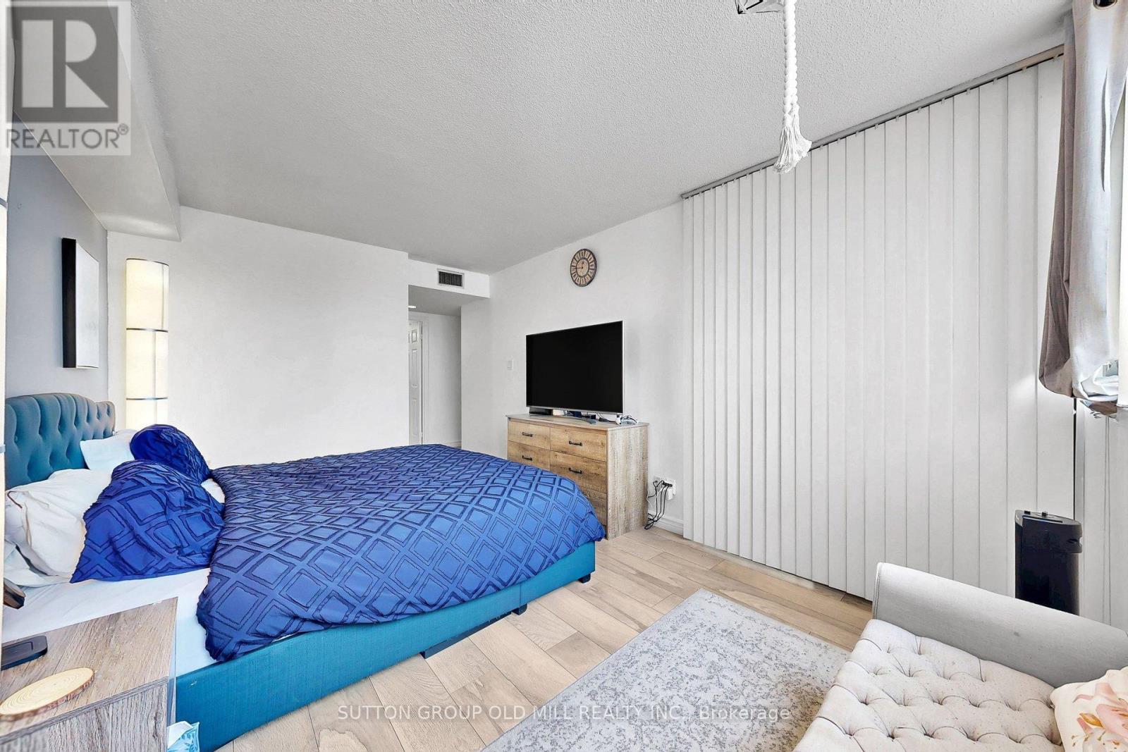 206 - 1360 Rathburn Road E, Mississauga, Ontario  L4W 4H4 - Photo 28 - W12962876