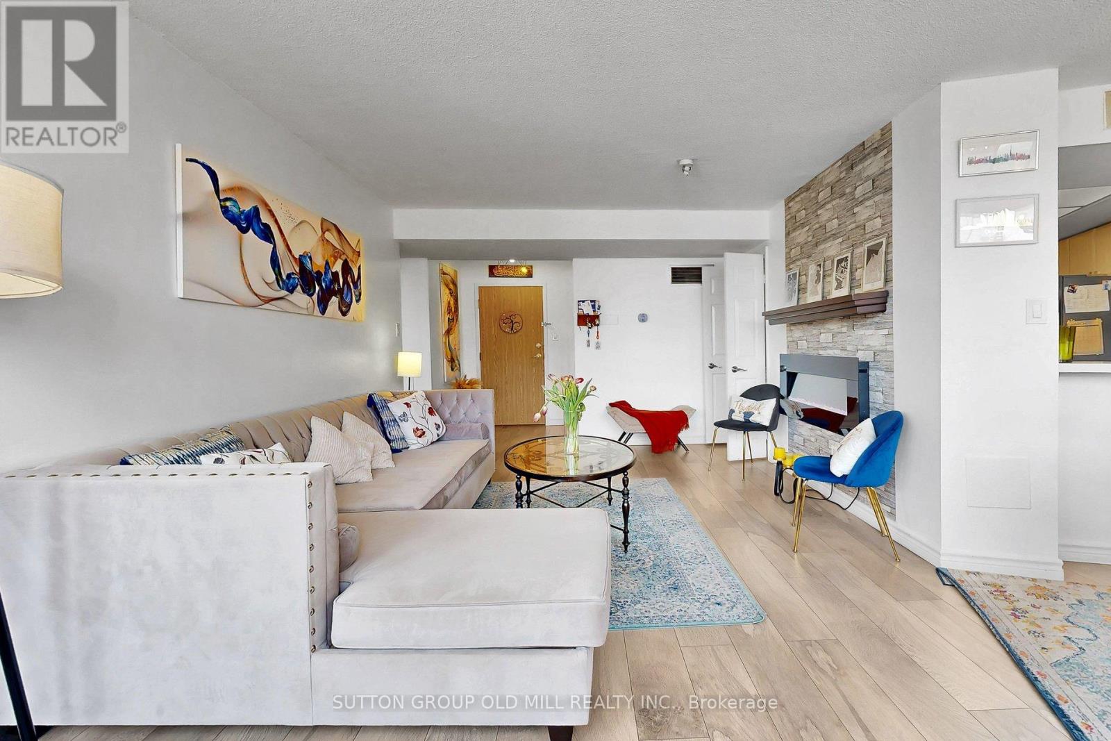 206 - 1360 Rathburn Road E, Mississauga, Ontario  L4W 4H4 - Photo 7 - W12962876