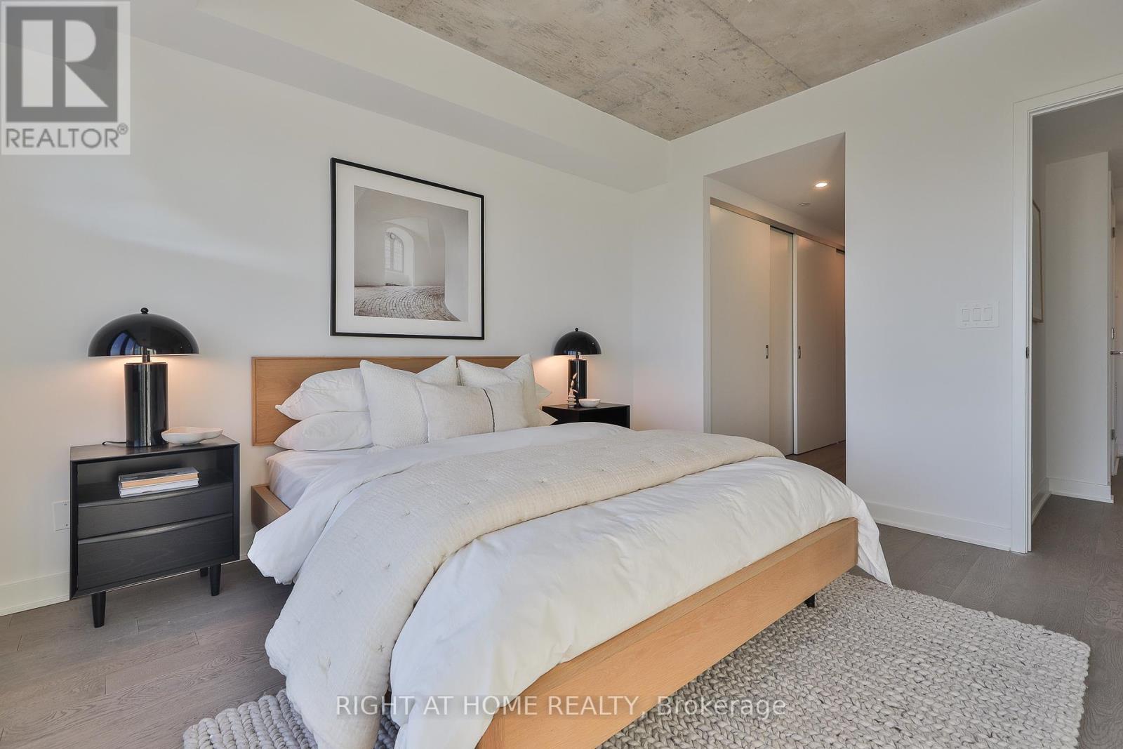 607 - 2720 Dundas Street W, Toronto, Ontario  M6P 1Y2 - Photo 19 - W12962894