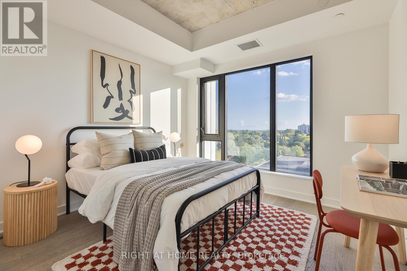 607 - 2720 Dundas Street W, Toronto, Ontario  M6P 1Y2 - Photo 22 - W12962894