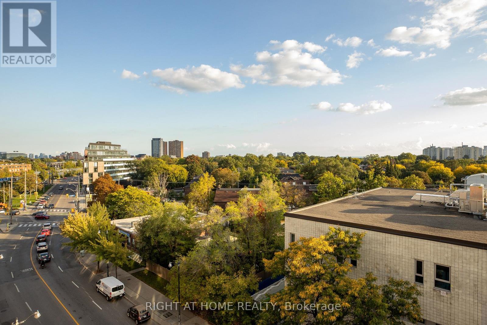 607 - 2720 Dundas Street W, Toronto, Ontario  M6P 1Y2 - Photo 9 - W12962894