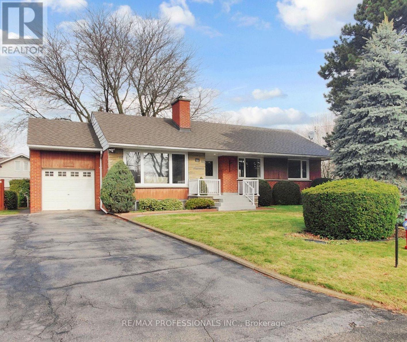 1579 LIVEOAK DRIVE N, mississauga (lakeview), Ontario