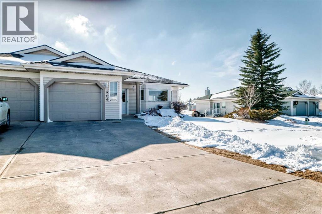 409 Hope Bay, Rural Rocky View County, Alberta