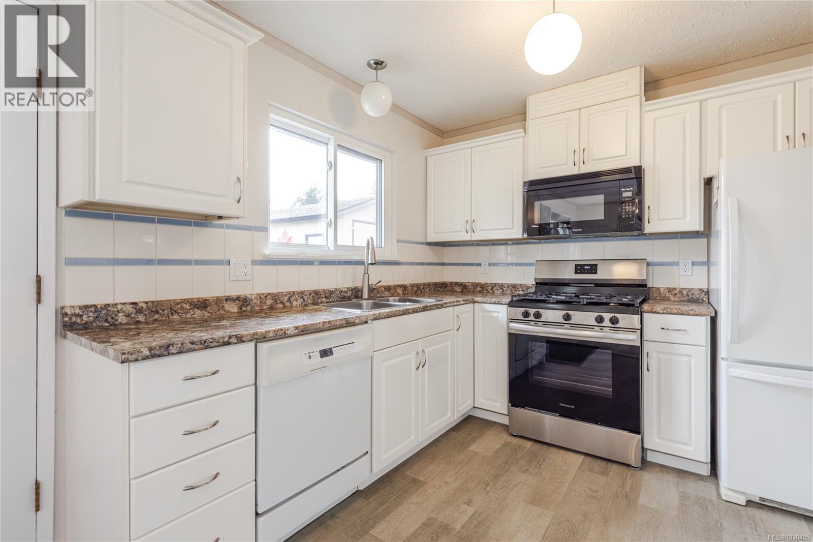 2686 Camcrest Dr, Nanaimo, British Columbia  V9R 5P9 - Photo 13 - 1030405