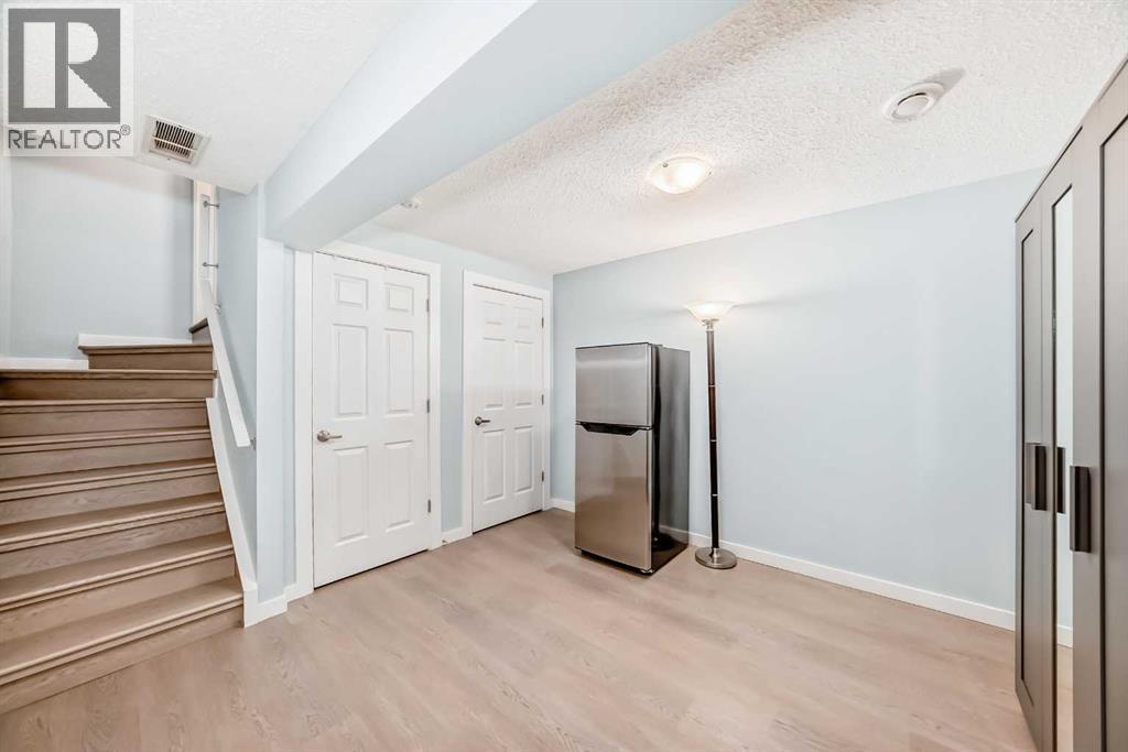 32 Country Village Lane NE, Calgary, Alberta  T3K 0E7 - Photo 24 - A2299115