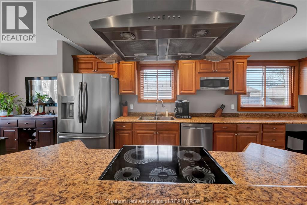 885 Hilda Avenue, Wallaceburg, Ontario  N8A 4T3 - Photo 14 - 26007083