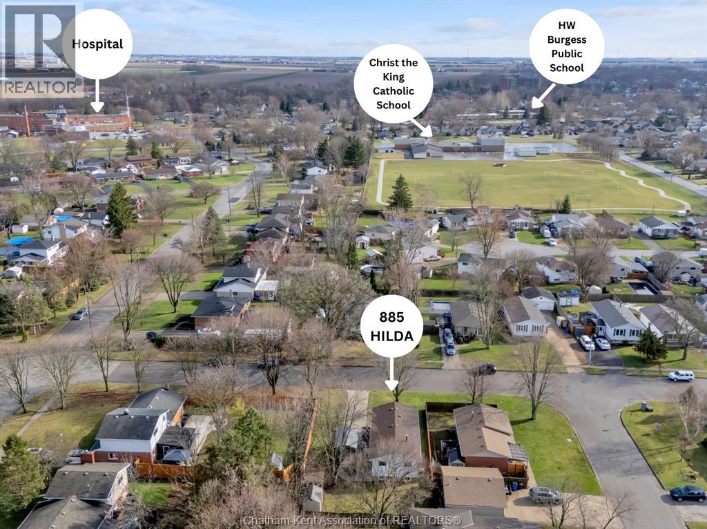 885 Hilda Avenue, Wallaceburg, Ontario  N8A 4T3 - Photo 3 - 26007083