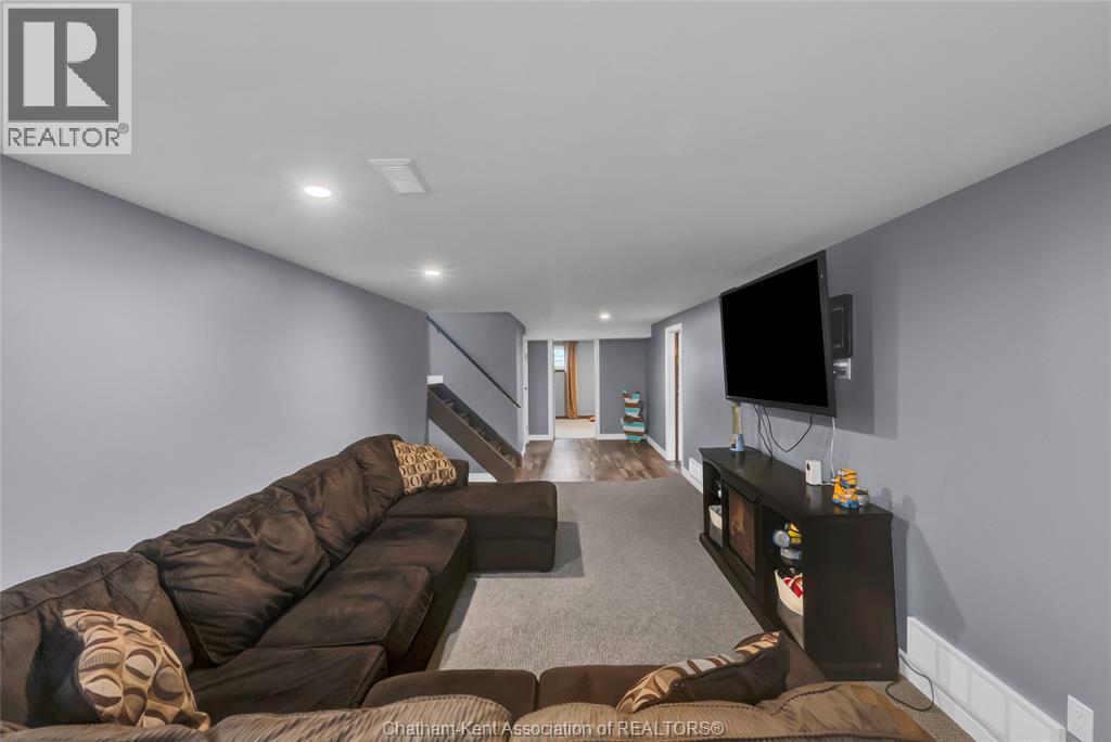 885 Hilda Avenue, Wallaceburg, Ontario  N8A 4T3 - Photo 32 - 26007083