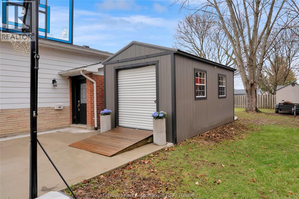 885 Hilda Avenue, Wallaceburg, Ontario  N8A 4T3 - Photo 43 - 26007083