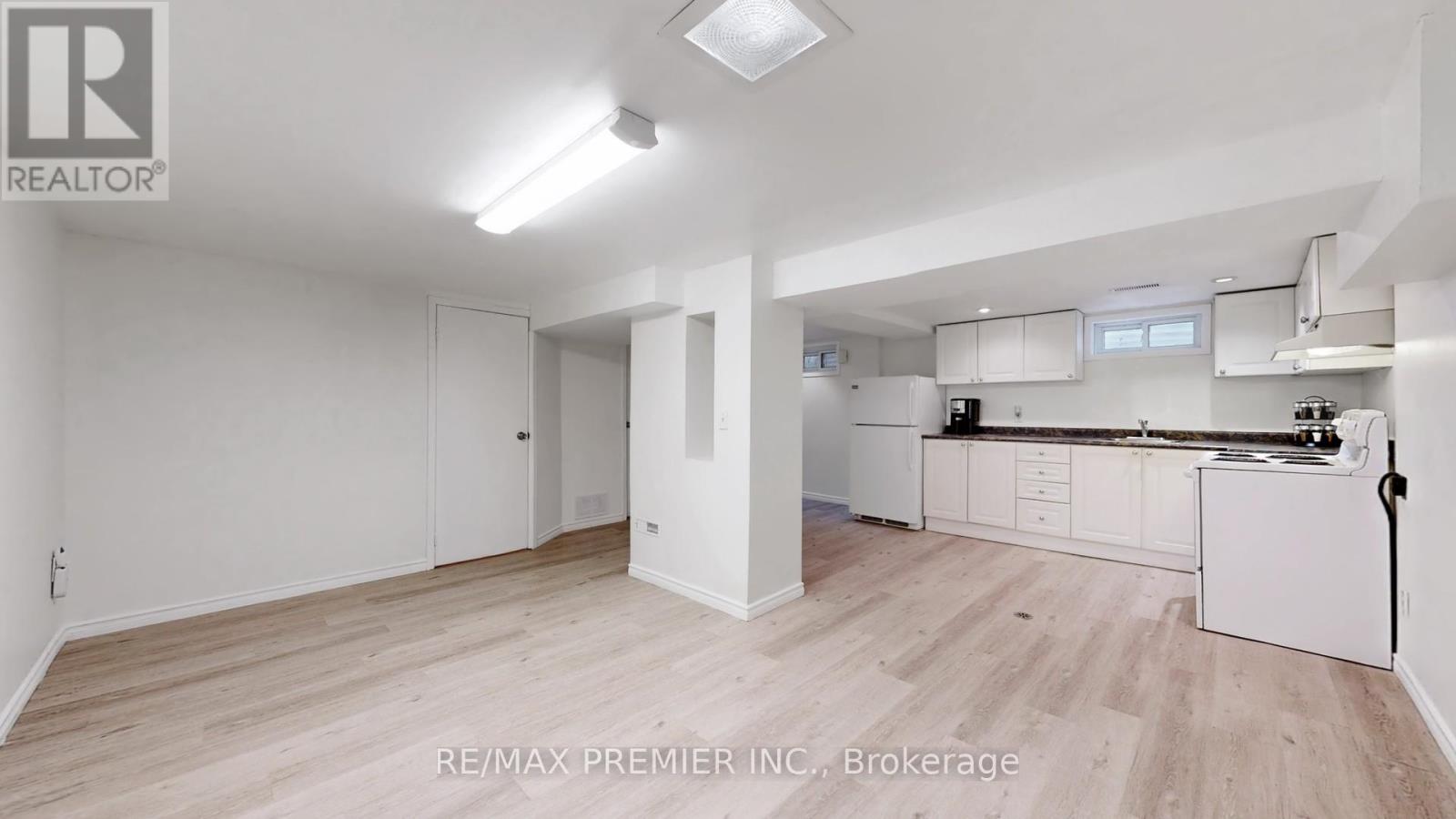 742 Beman Drive, Newmarket, Ontario  L3Y 4Z2 - Photo 38 - N12926114