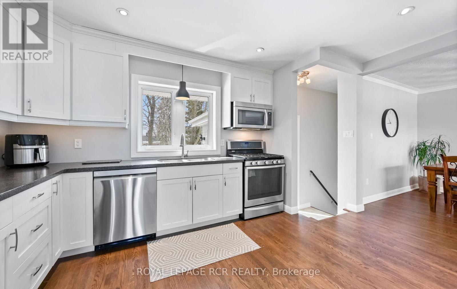 15 Banting Drive, Orangeville, Ontario  L9W 2J5 - Photo 18 - W12811618