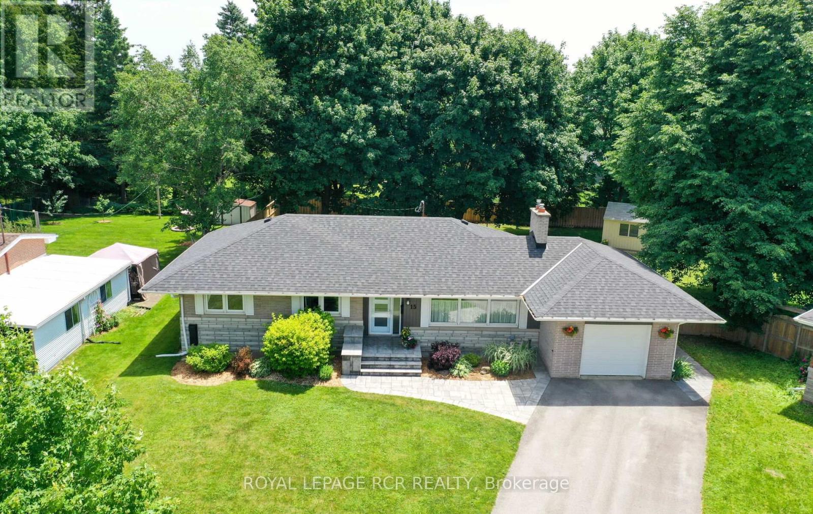 15 BANTING DRIVE, Orangeville, Ontario