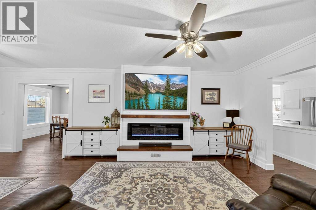 1919 14 Street, Didsbury, Alberta  T0M 0W0 - Photo 5 - A2265994