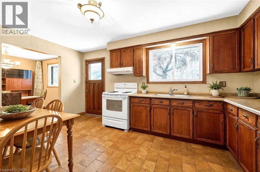 11 Pinard Street, Hamilton, Ontario  L8K 6G8 - Photo 11 - 40817256