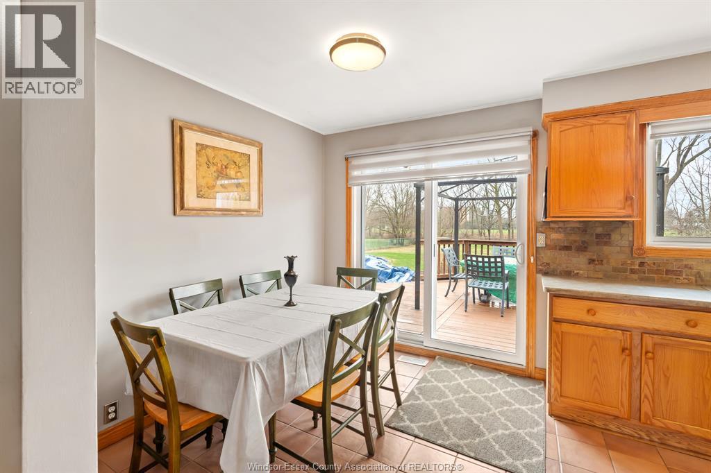 3055 Lauzon Road, Windsor, Ontario  N8T 2Z7 - Photo 8 - 26007078