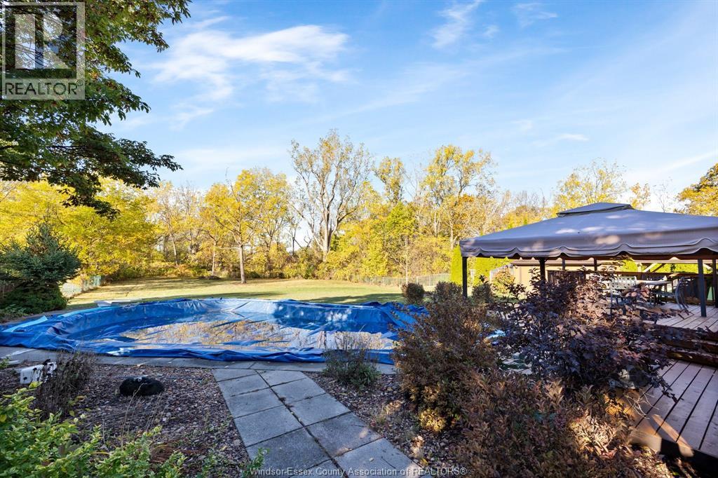 3055 Lauzon Road, Windsor, Ontario  N8T 2Z7 - Photo 36 - 26007078