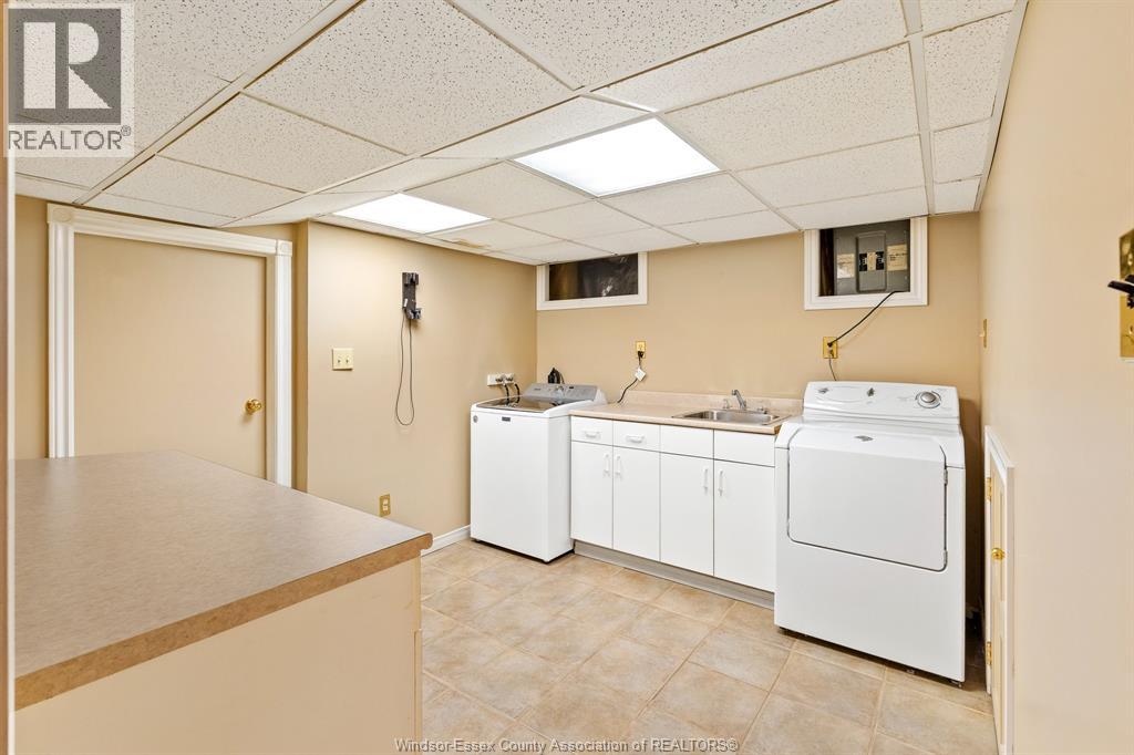 3055 Lauzon Road, Windsor, Ontario  N8T 2Z7 - Photo 26 - 26007078