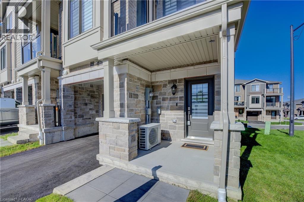 10 Birmingham Drive Unit# 116, Cambridge, Ontario  N1R 0C6 - Photo 2 - 40813836