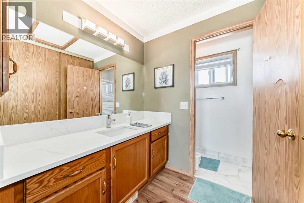 69 Applemont Place Se, Calgary, Alberta  T2A 7S3 - Photo 27 - A2299151