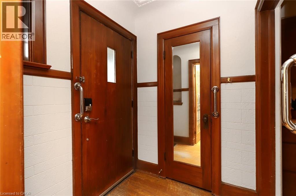 292 Huxley Avenue S, Hamilton, Ontario  L8K 2R4 - Photo 4 - 40816666