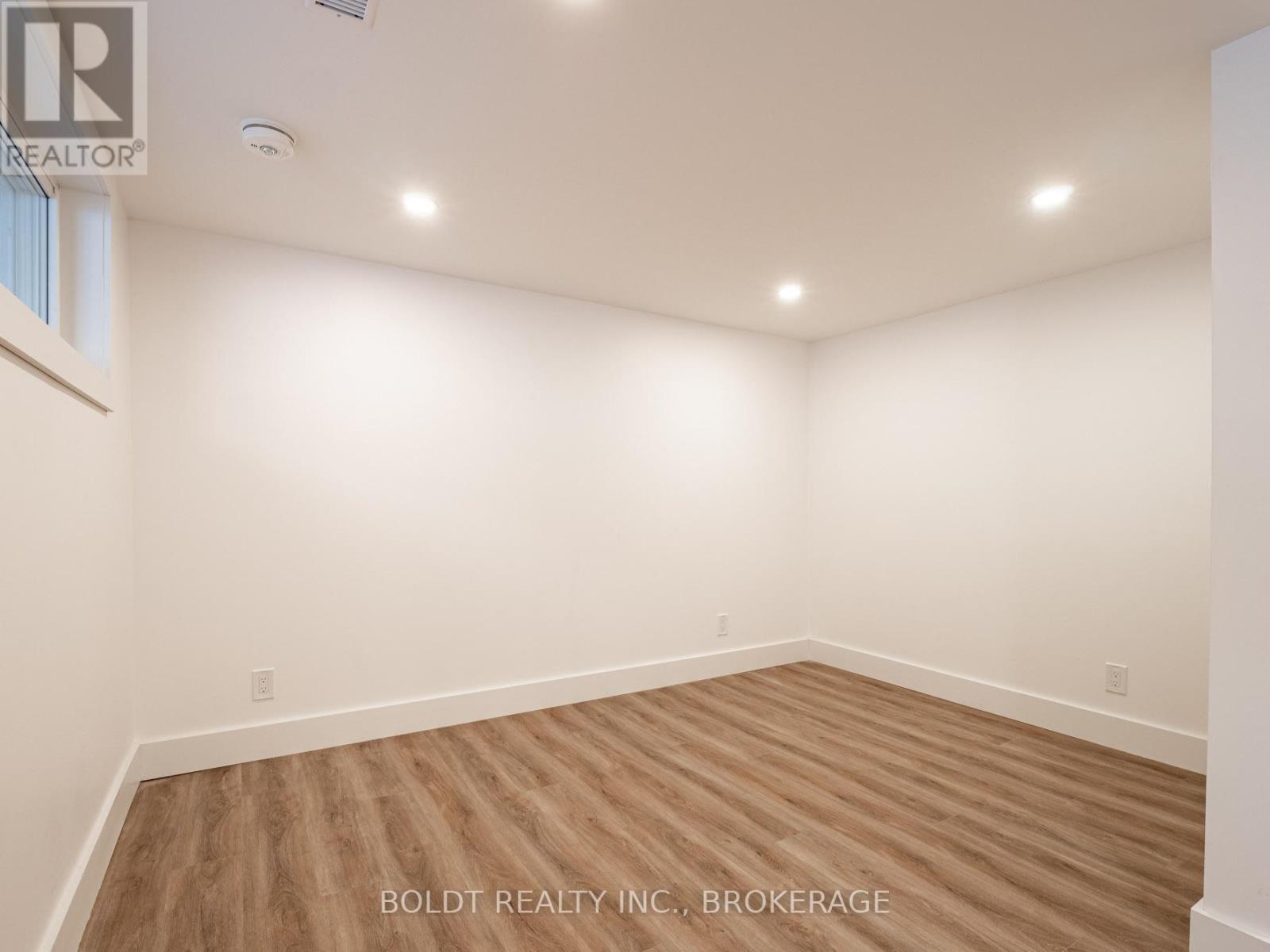 Lower - 7160 Waters Avenue, Niagara Falls, Ontario  L2G 5X6 - Photo 7 - X12962918