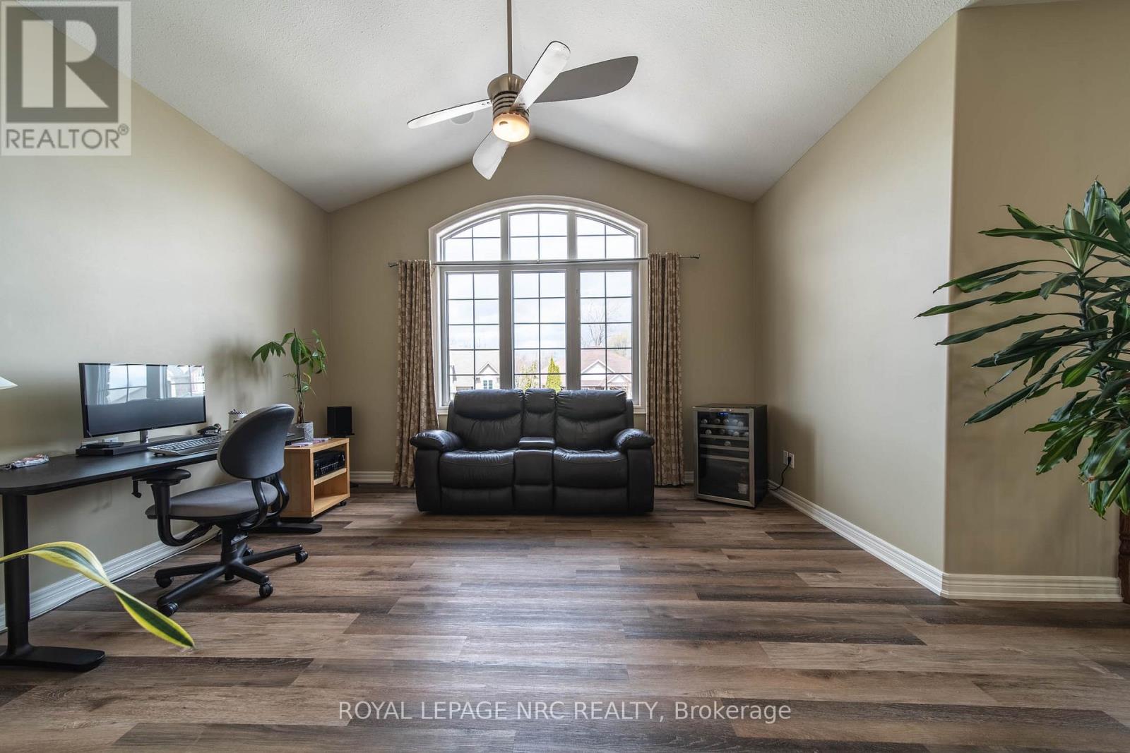 325 Hillsdale Road, Welland, Ontario  L3C 7M2 - Photo 18 - X12962960