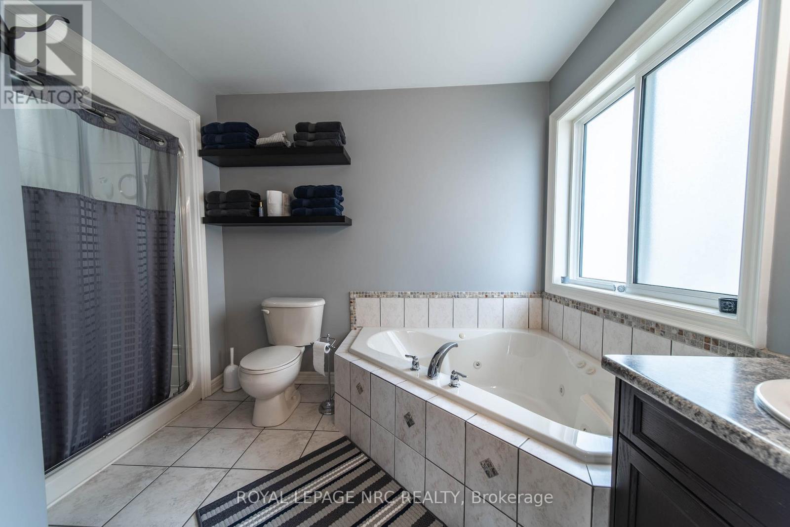 325 Hillsdale Road, Welland, Ontario  L3C 7M2 - Photo 25 - X12962960