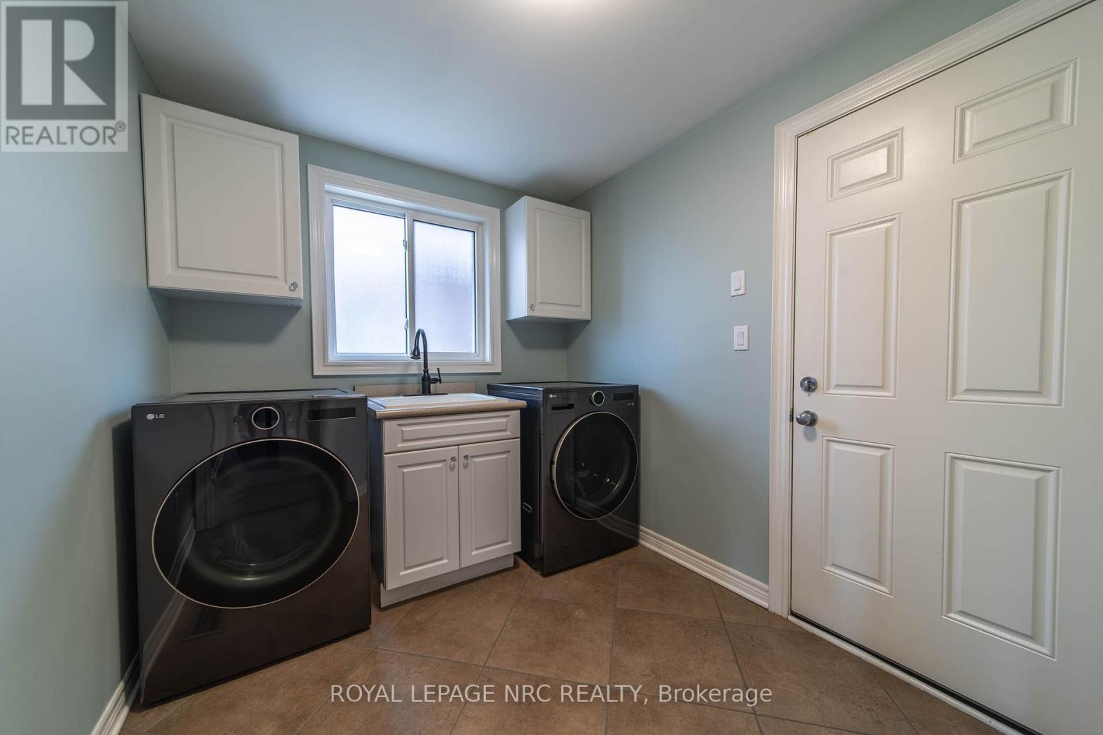 325 Hillsdale Road, Welland, Ontario  L3C 7M2 - Photo 36 - X12962960